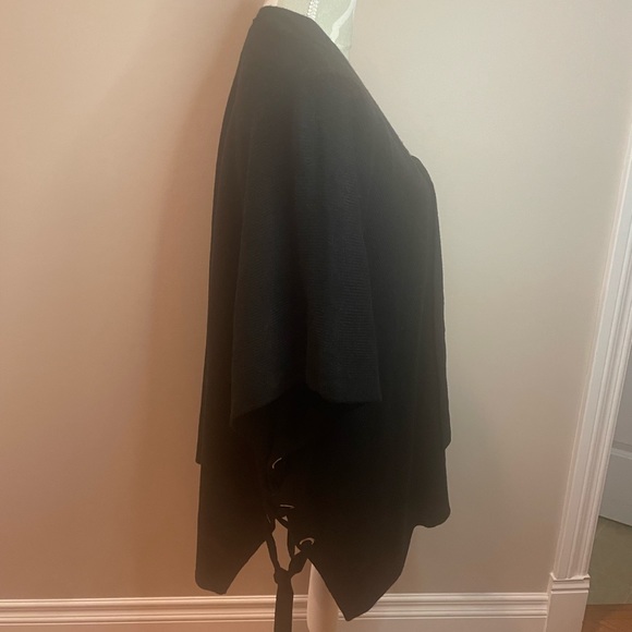 Michael Kors Black Knit Poncho - Picture 4 of 8